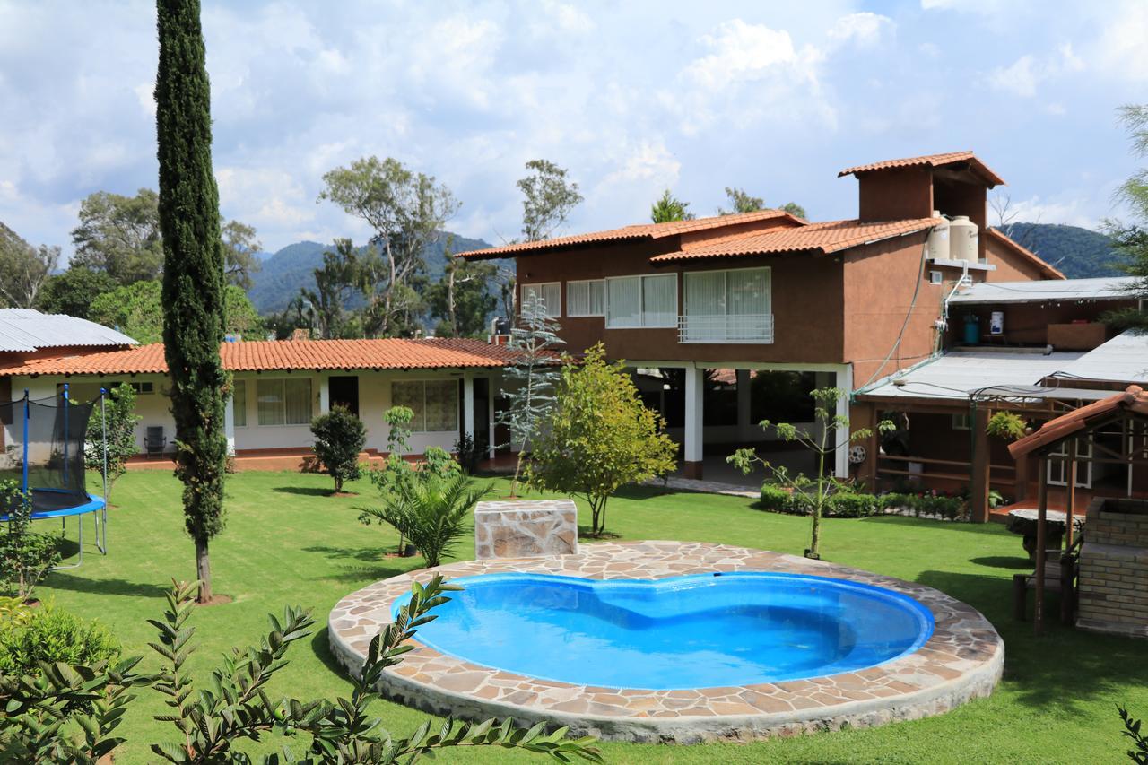 Hotel Nenufares Valle de Bravo Exterior foto